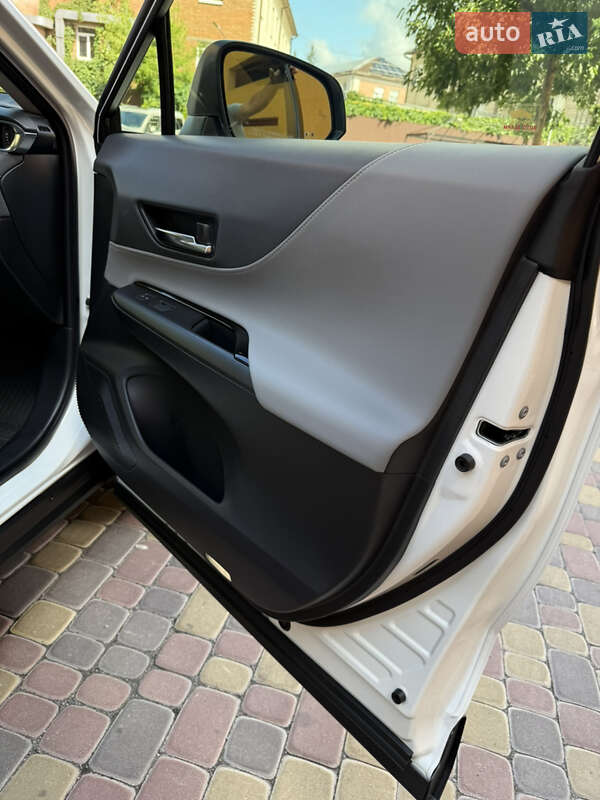 Позашляховик / Кросовер Toyota Venza 2020 в Вінниці