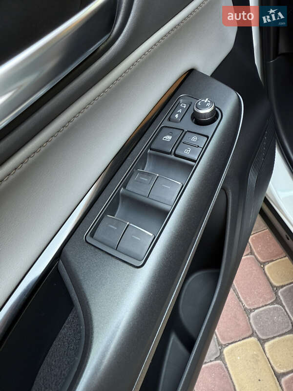 Позашляховик / Кросовер Toyota Venza 2020 в Вінниці