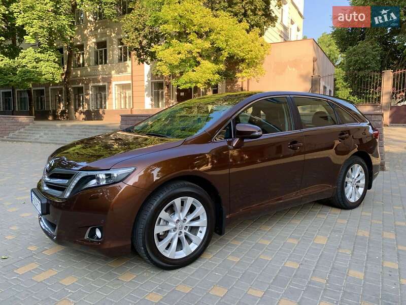 Позашляховик / Кросовер Toyota Venza 2013 в Одесі