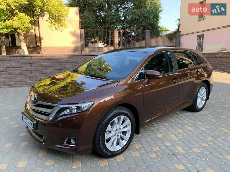 Позашляховик / Кросовер Toyota Venza 2013 в Одесі