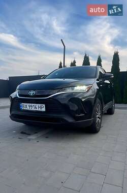 Позашляховик / Кросовер Toyota Venza 2021 в Києві