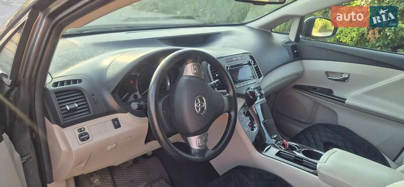Внедорожник / Кроссовер Toyota Venza 2012 в Тернополе