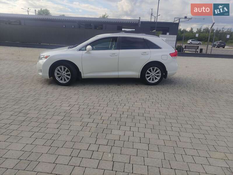 Внедорожник / Кроссовер Toyota Venza 2010 в Львове