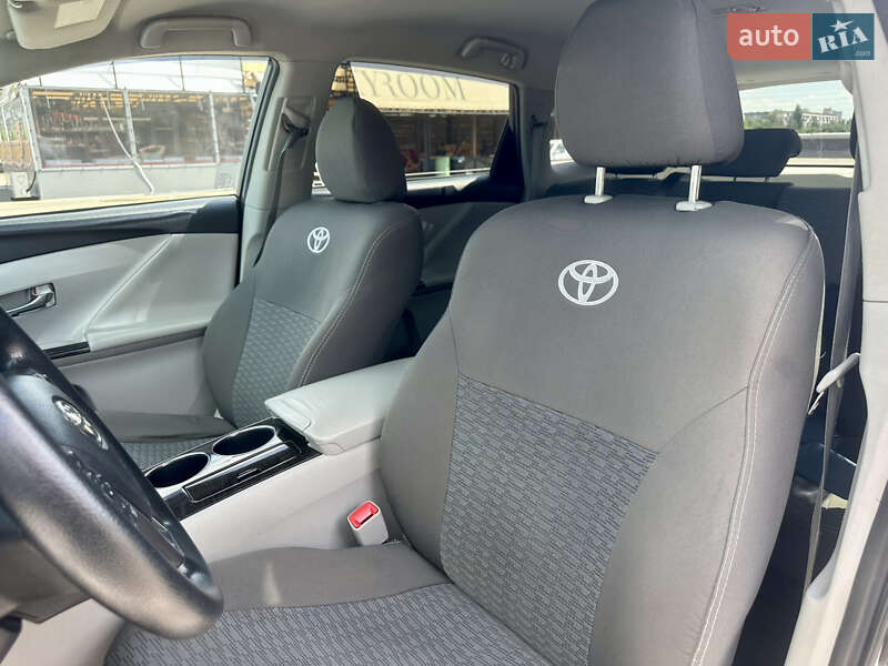 Позашляховик / Кросовер Toyota Venza 2013 в Києві