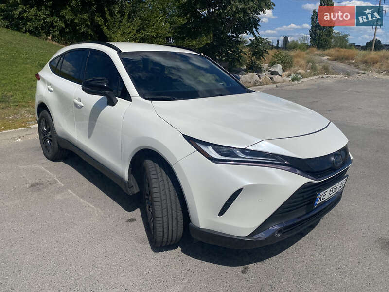 Позашляховик / Кросовер Toyota Venza 2021 в Дніпрі