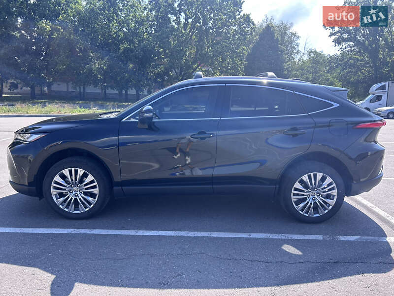 Позашляховик / Кросовер Toyota Venza 2023 в Кропивницькому