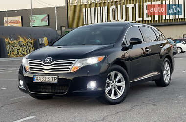 Позашляховик / Кросовер Toyota Venza 2010 в Києві