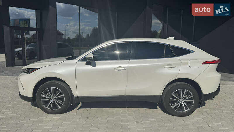 Позашляховик / Кросовер Toyota Venza 2021 в Шептицькому