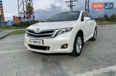 Позашляховик / Кросовер Toyota Venza 2013 в Ірпені
