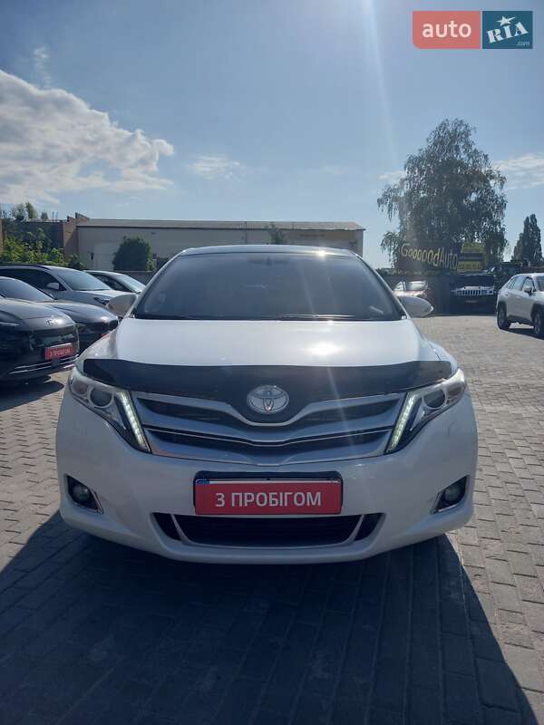Позашляховик / Кросовер Toyota Venza 2013 в Полтаві