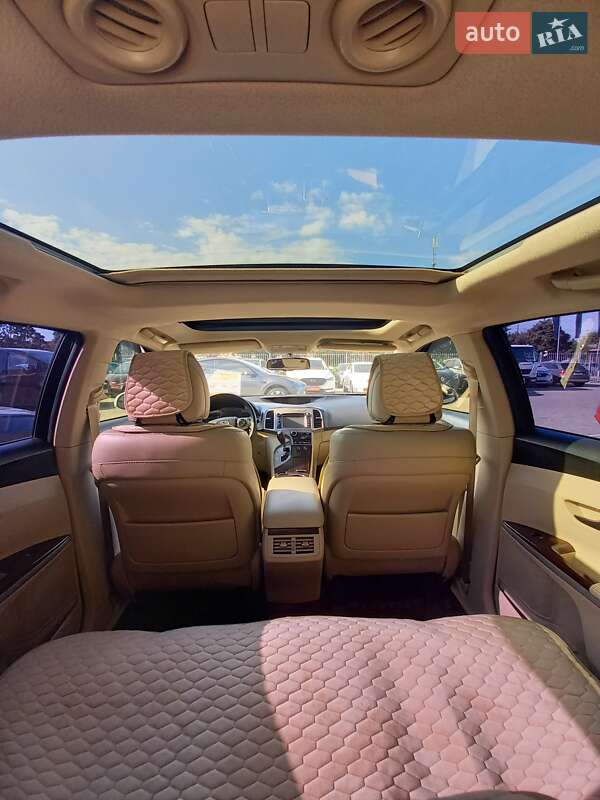 Позашляховик / Кросовер Toyota Venza 2013 в Полтаві