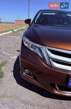 Позашляховик / Кросовер Toyota Venza 2013 в Білгороді-Дністровському