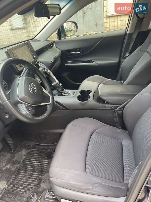 Позашляховик / Кросовер Toyota Venza 2021 в Києві