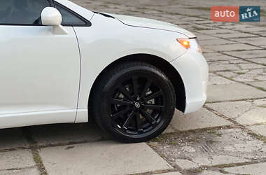 Внедорожник / Кроссовер Toyota Venza 2010 в Харькове