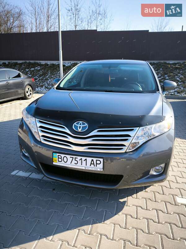 Позашляховик / Кросовер Toyota Venza 2011 в Тернополі