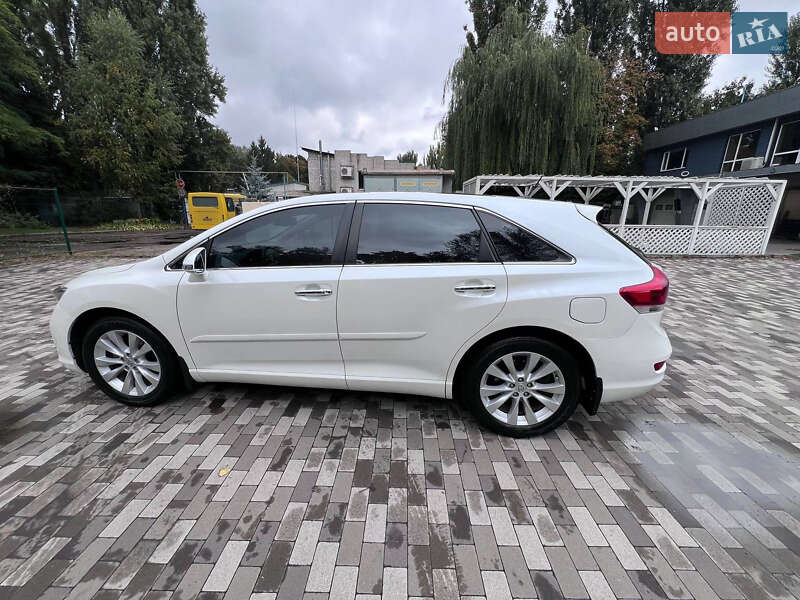 Внедорожник / Кроссовер Toyota Venza 2015 в Киеве