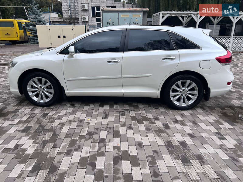 Внедорожник / Кроссовер Toyota Venza 2015 в Киеве