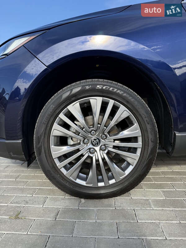 Внедорожник / Кроссовер Toyota Venza 2022 в Черкассах
