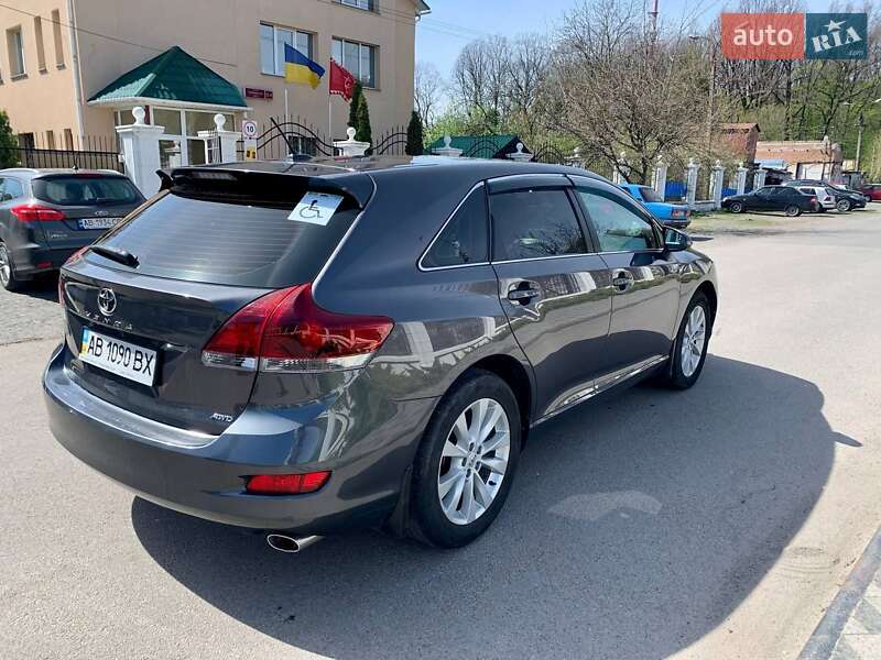Позашляховик / Кросовер Toyota Venza 2013 в Вінниці