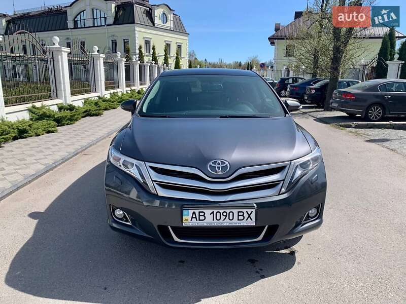 Позашляховик / Кросовер Toyota Venza 2013 в Вінниці