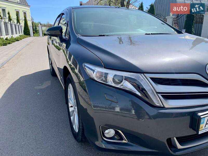 Позашляховик / Кросовер Toyota Venza 2013 в Вінниці