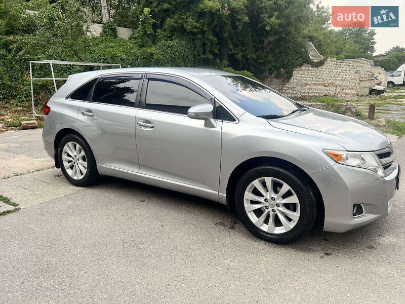 Внедорожник / Кроссовер Toyota Venza 2015 в Харькове