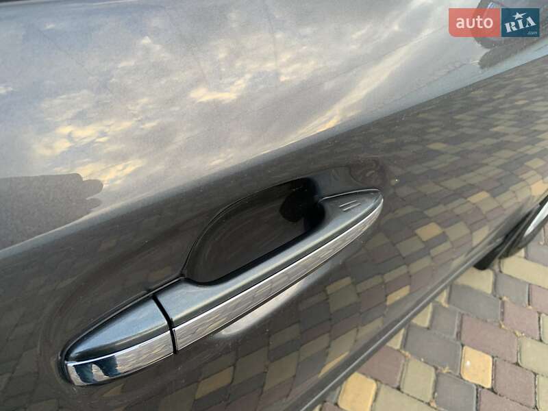 Позашляховик / Кросовер Toyota Venza 2013 в Дніпрі