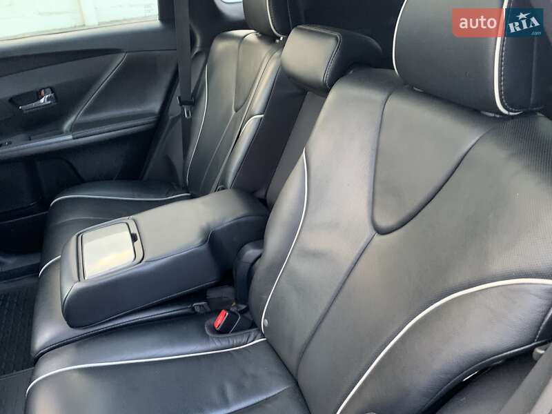 Позашляховик / Кросовер Toyota Venza 2013 в Дніпрі