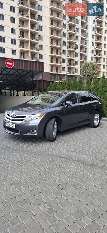 Позашляховик / Кросовер Toyota Venza 2015 в Одесі