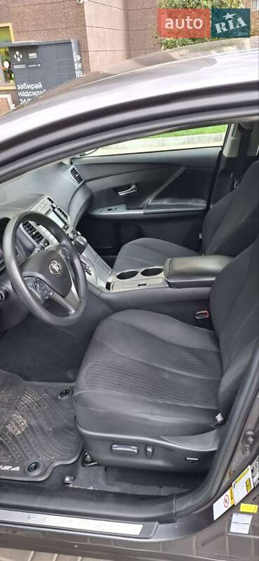 Позашляховик / Кросовер Toyota Venza 2015 в Одесі