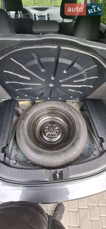 Позашляховик / Кросовер Toyota Venza 2015 в Одесі