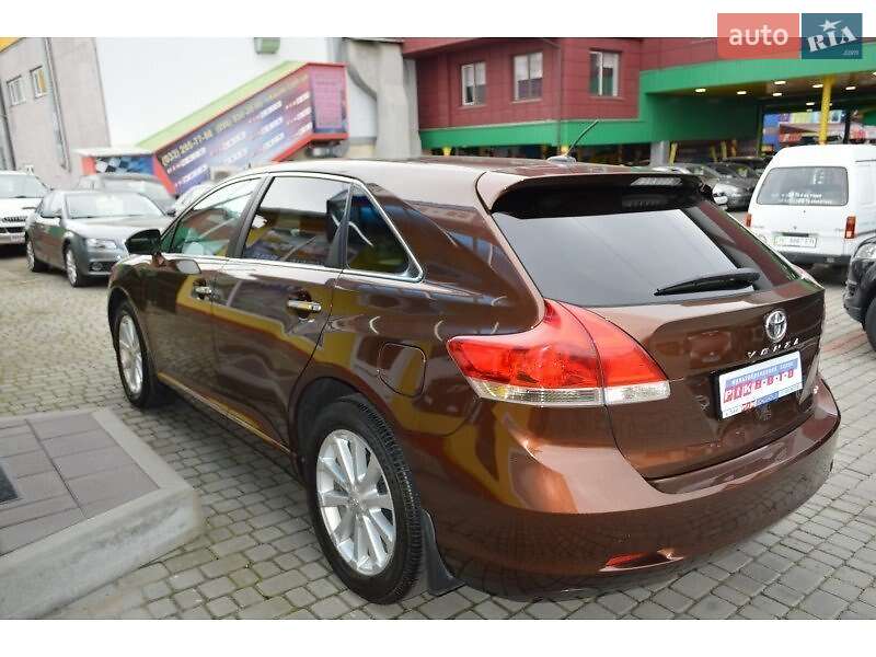 Внедорожник / Кроссовер Toyota Venza 2010 в Львове