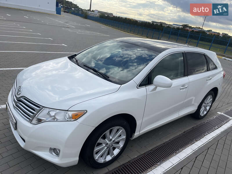 Позашляховик / Кросовер Toyota Venza 2010 в Одесі