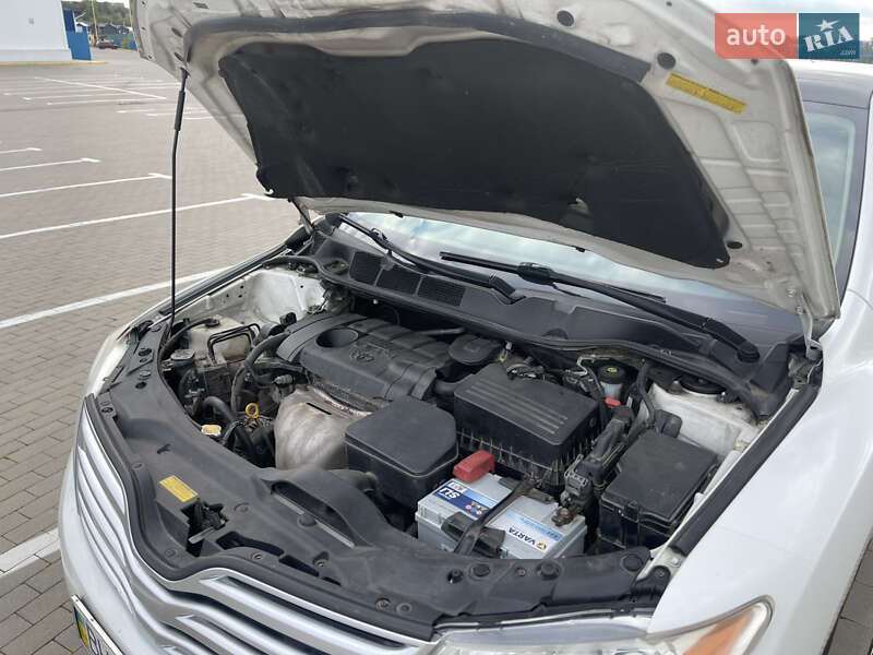 Позашляховик / Кросовер Toyota Venza 2010 в Одесі