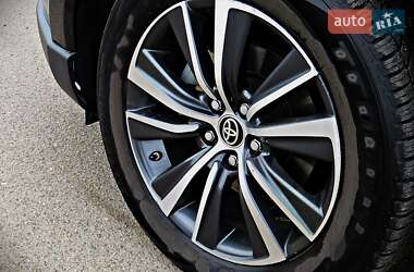 Внедорожник / Кроссовер Toyota Venza 2021 в 