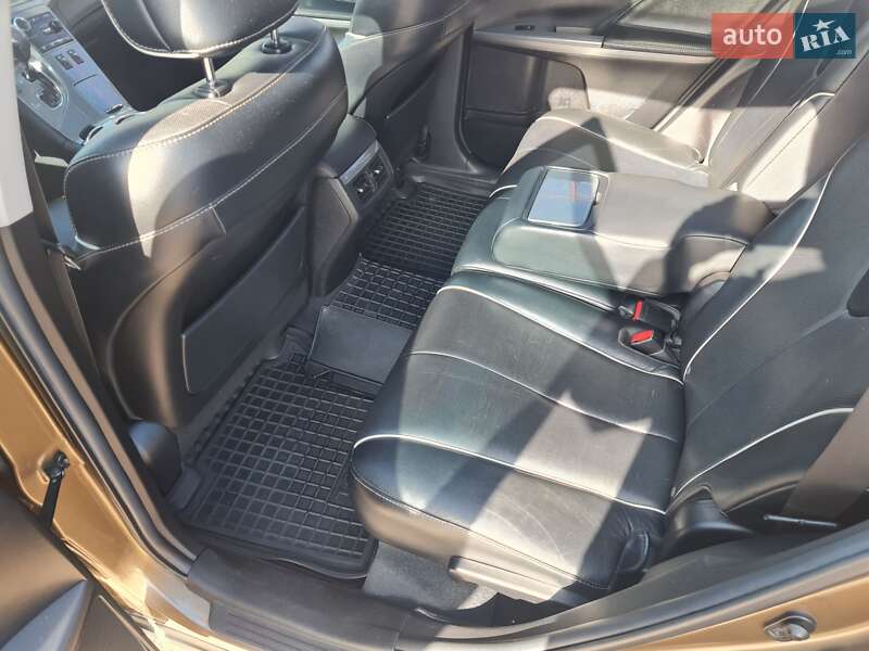 Внедорожник / Кроссовер Toyota Venza 2013 в Мерефа