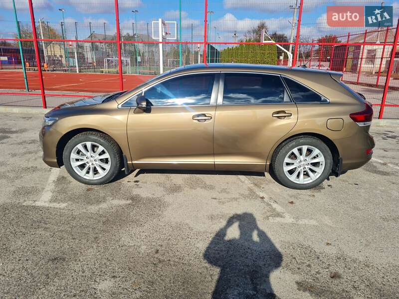 Внедорожник / Кроссовер Toyota Venza 2013 в Мерефа