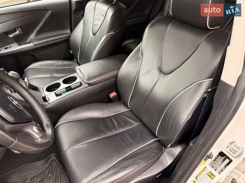 Внедорожник / Кроссовер Toyota Venza 2012 в Киеве фото 7 Внедорожник / Кроссовер Toyota Venza 2012 в Киеве