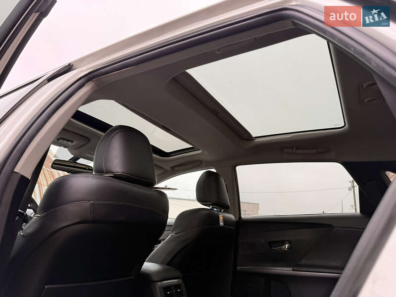 Внедорожник / Кроссовер Toyota Venza 2012 в Киеве фото 22 Внедорожник / Кроссовер Toyota Venza 2012 в Киеве