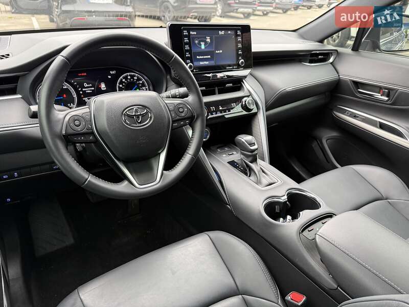 Внедорожник / Кроссовер Toyota Venza 2022 в Киеве