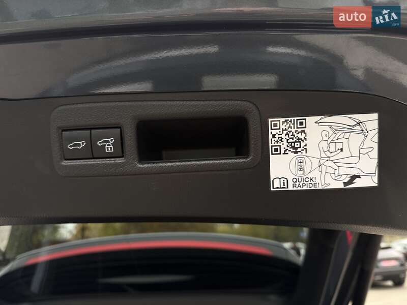 Внедорожник / Кроссовер Toyota Venza 2022 в Киеве