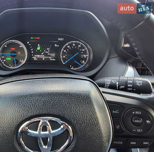 Позашляховик / Кросовер Toyota Venza 2020 в Ірпені