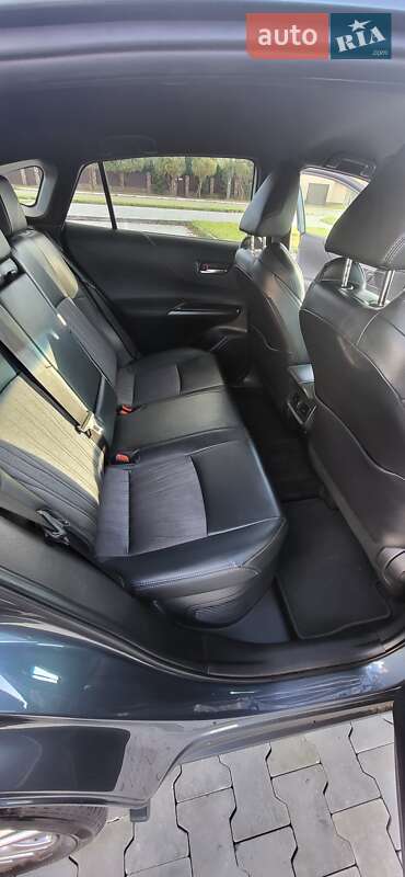 Позашляховик / Кросовер Toyota Venza 2020 в Ірпені