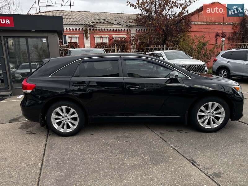 Внедорожник / Кроссовер Toyota Venza 2013 в Харькове