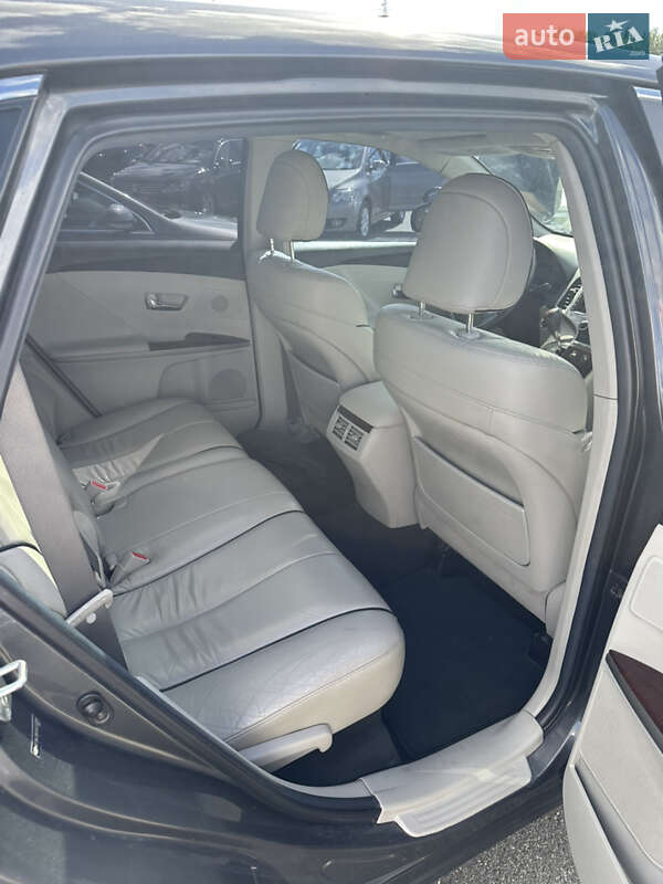 Внедорожник / Кроссовер Toyota Venza 2011 в Киеве