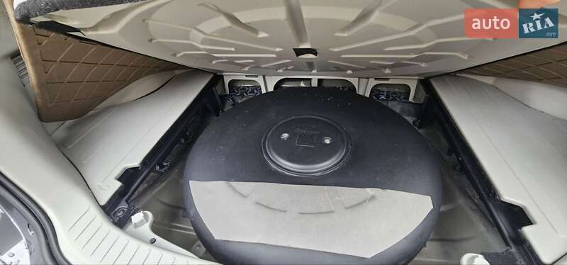 Внедорожник / Кроссовер Toyota Venza 2014 в Днепре