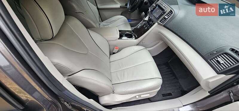 Внедорожник / Кроссовер Toyota Venza 2014 в Днепре