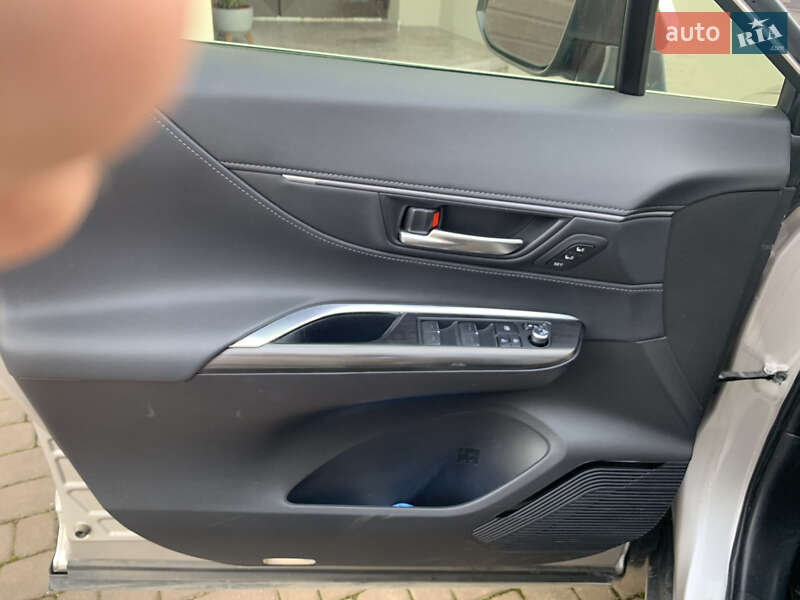 Позашляховик / Кросовер Toyota Venza 2021 в Коломиї