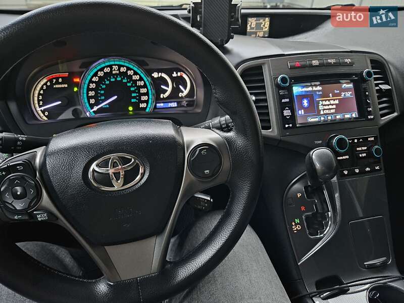 Внедорожник / Кроссовер Toyota Venza 2013 в Калиновке