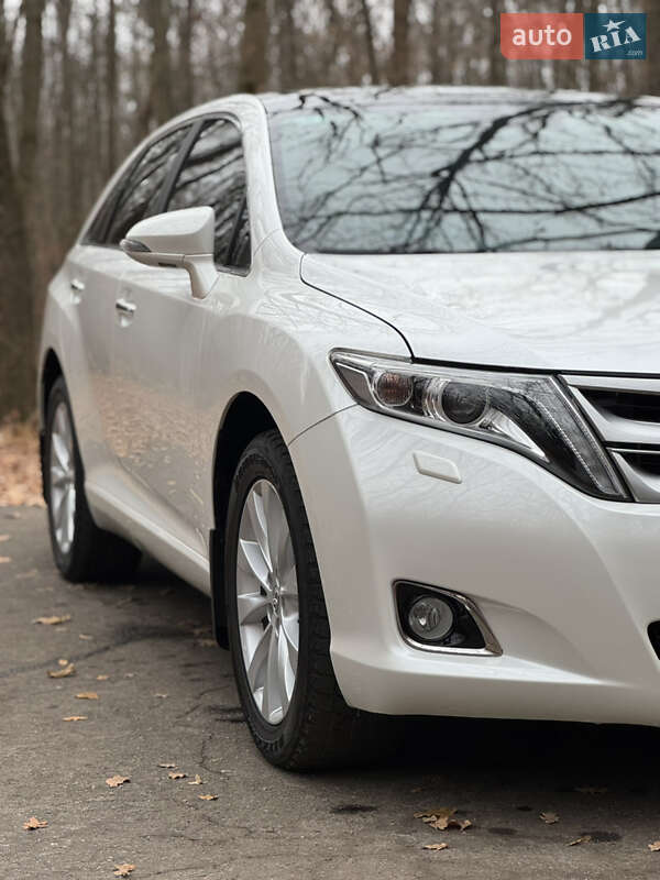Внедорожник / Кроссовер Toyota Venza 2013 в Знаменке